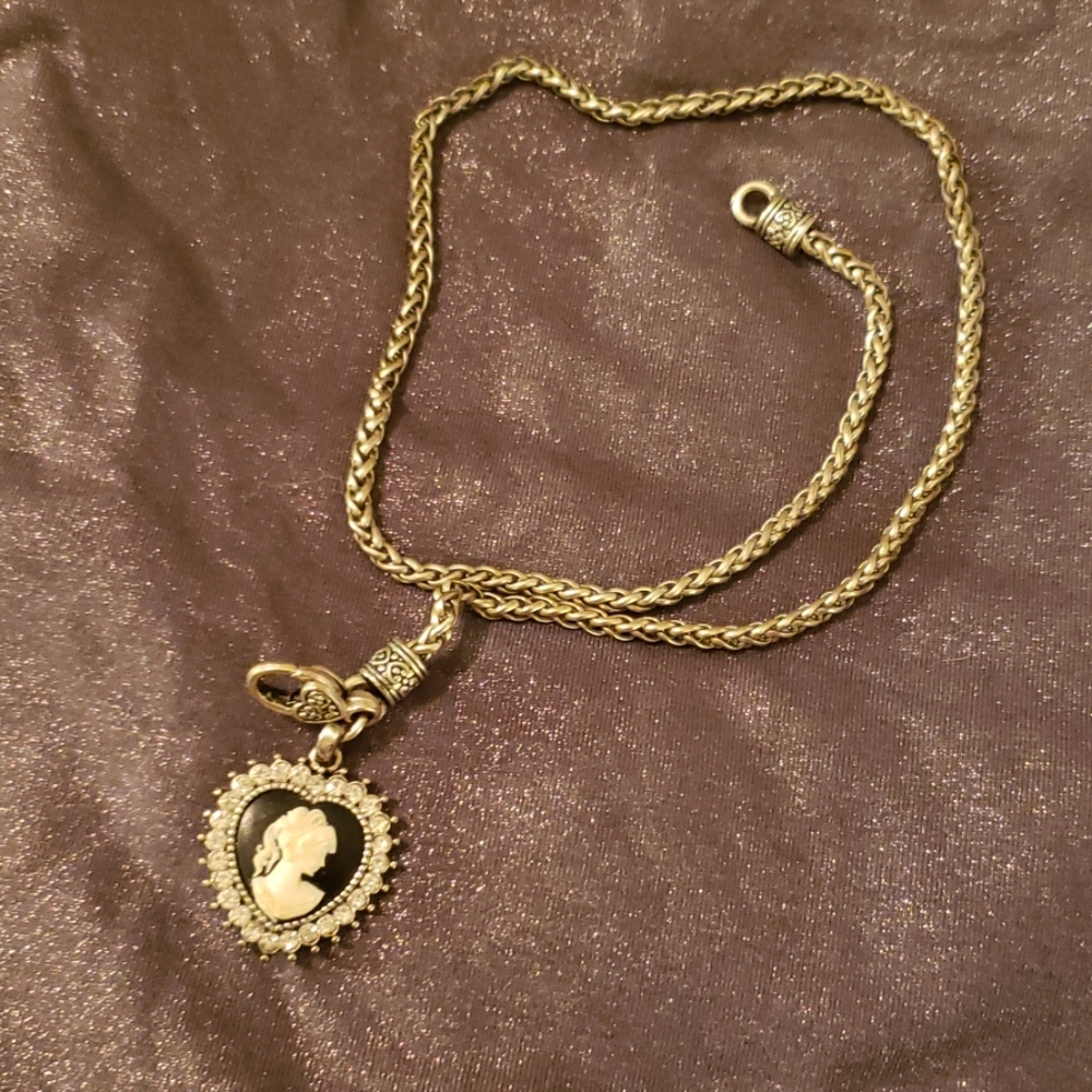 📿Women sterling silver cameo 📿